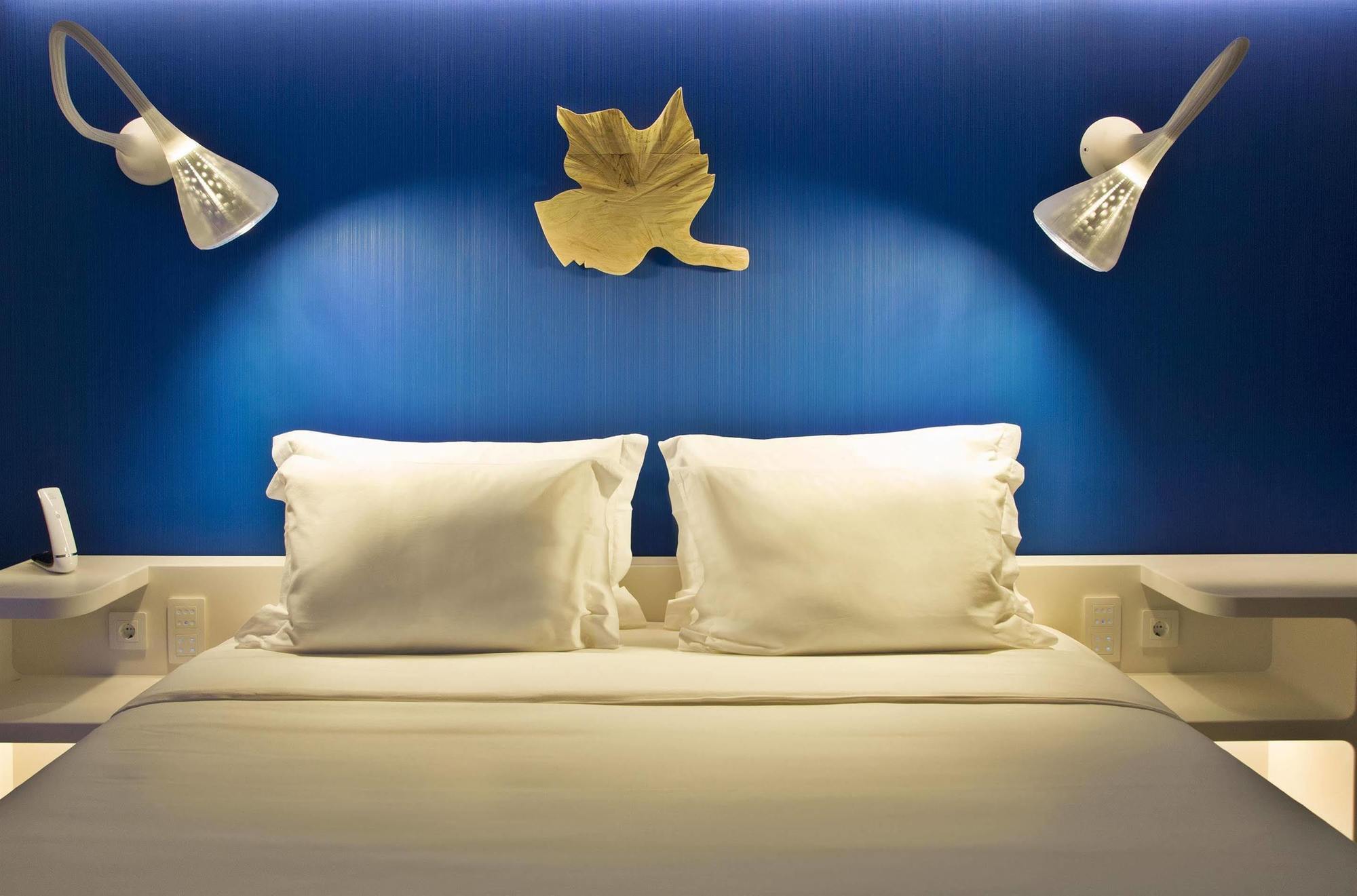 Evolution Hotel